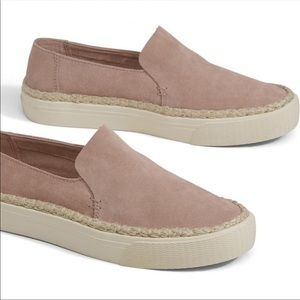 Toms Slip-on Shoes *DONATING MONDAY*